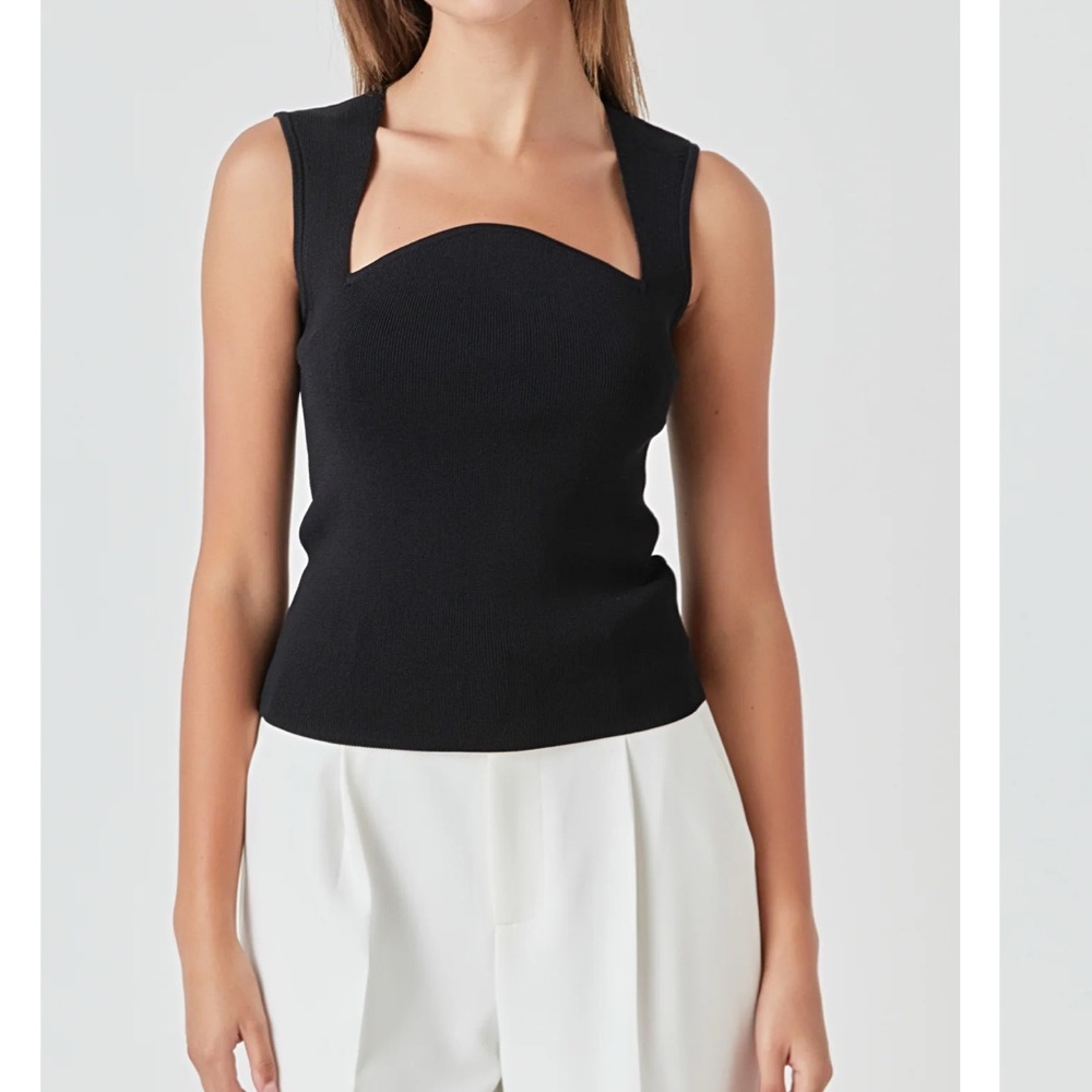 Black Sleeveless Top